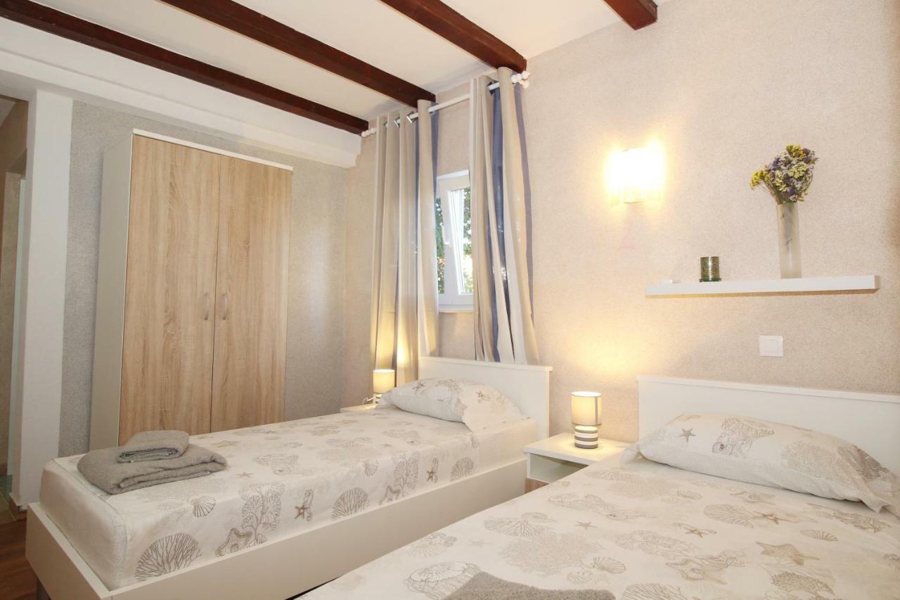 Apartments Palma Bed & Breakfast Medulin Exteriör bild